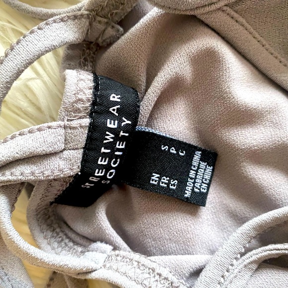 Body suit - Picture 2 of 2